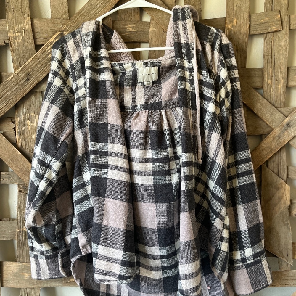 AE Cozy Cabin Oversized Hoodie Flannel